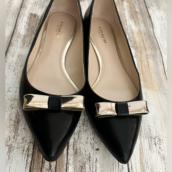 Coach “Wilma” pointed toe gold bow ballet flats black 6.5 - Picture 2 of 6